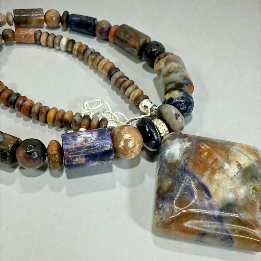 Vintage Retired Jay King Pink Cedar Stone Necklace – South African Mine Find